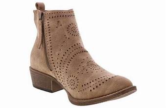The Lisette Heel