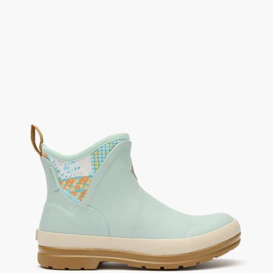 Muck Originals Blue Floral