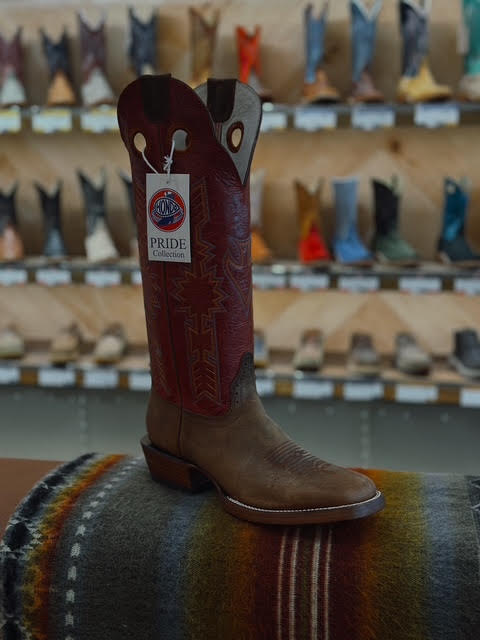 Hondo  Waxy Brown and Red Square Toe Boot